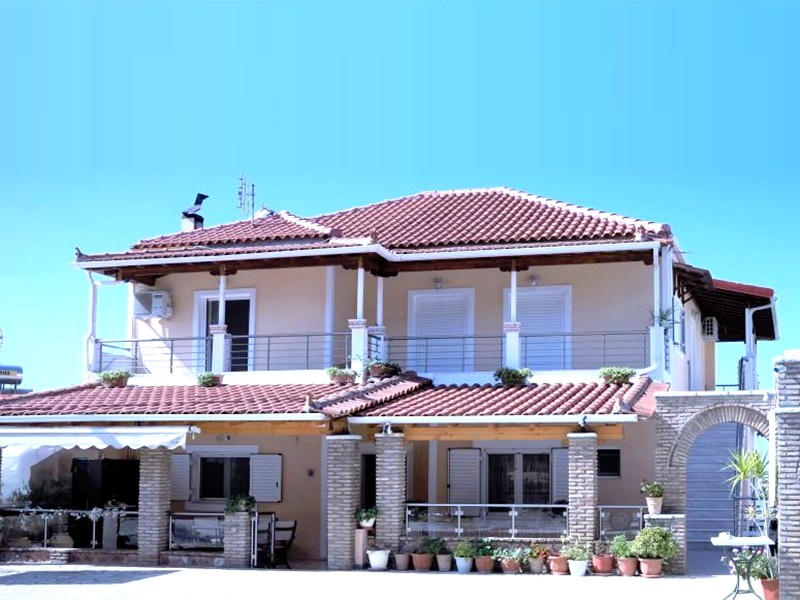 Aliki Apartments