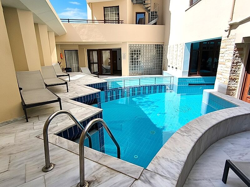 Elina Hotel Apartments