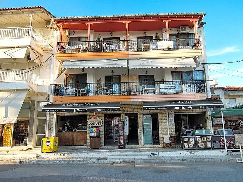 Thanasis Apartments