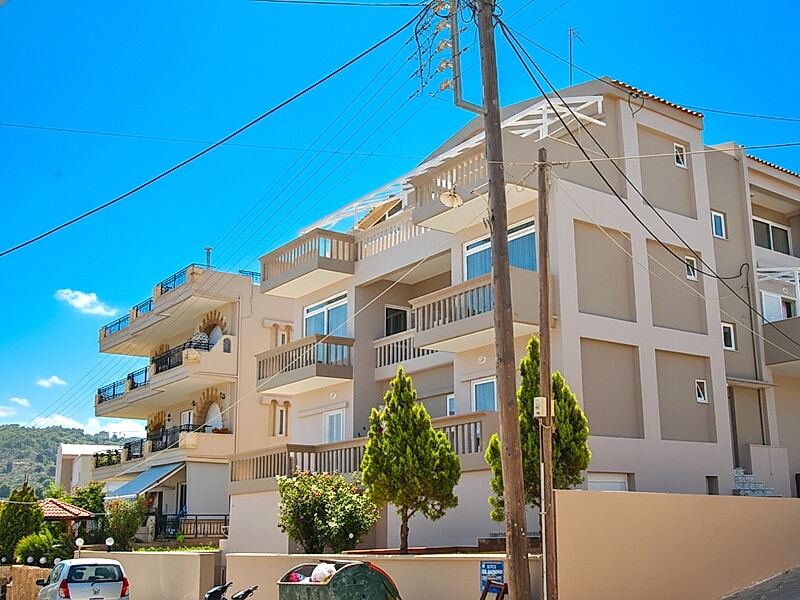Pantheon Apartments