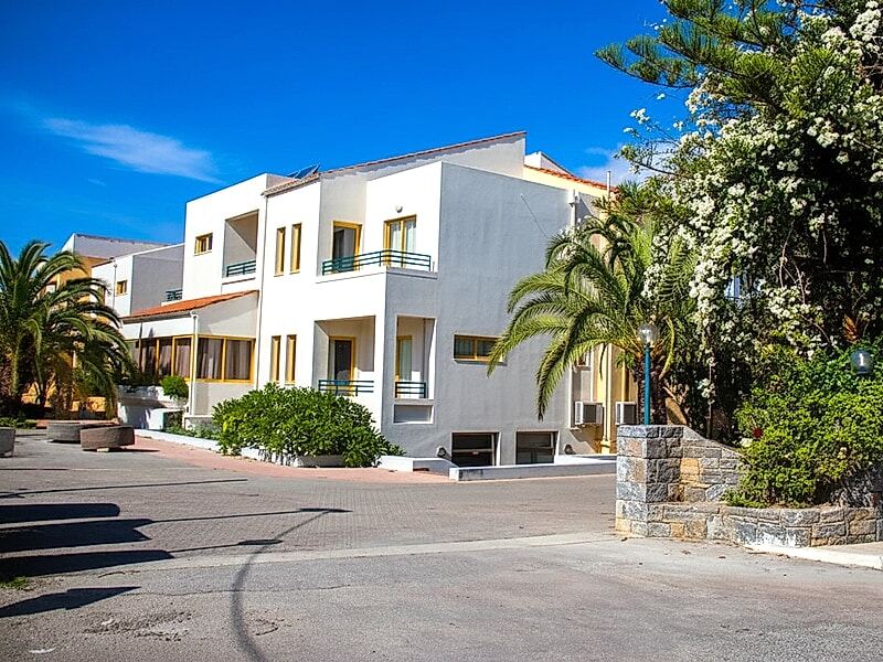 Lycasti Maisonettes