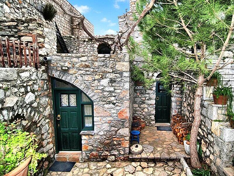 Spitakia Cottages bed & breakfast