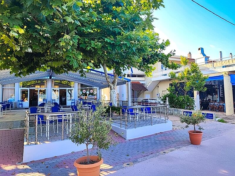 Adonis Hotel