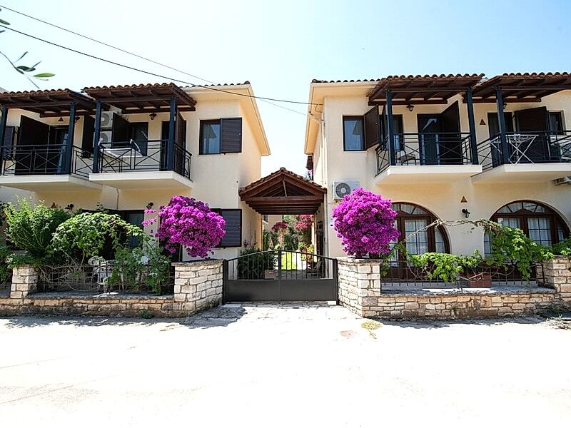 Raptis Aparthotel Sivota