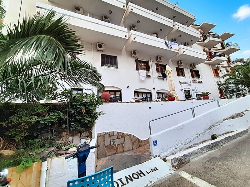 Oinoi Hotel
