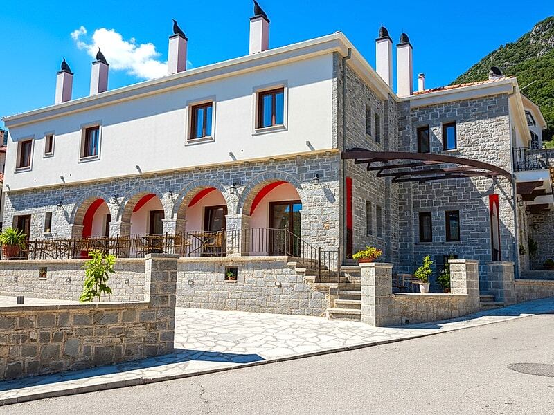 Rodovoli Hotel
