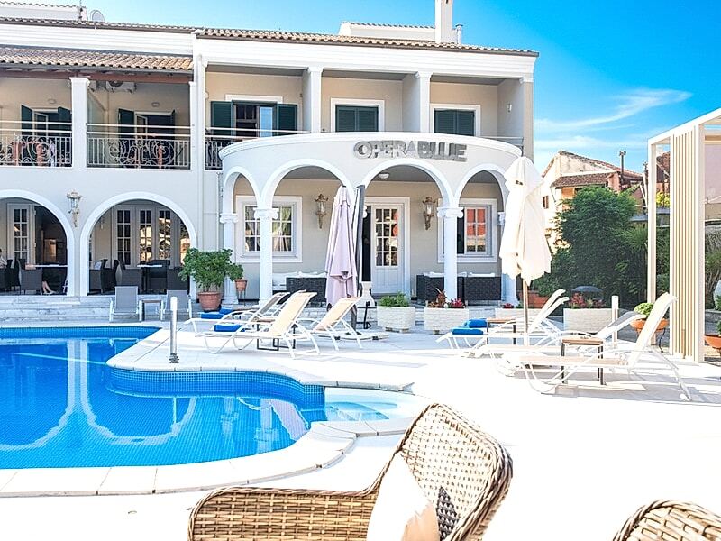 Opera Blue Hotel