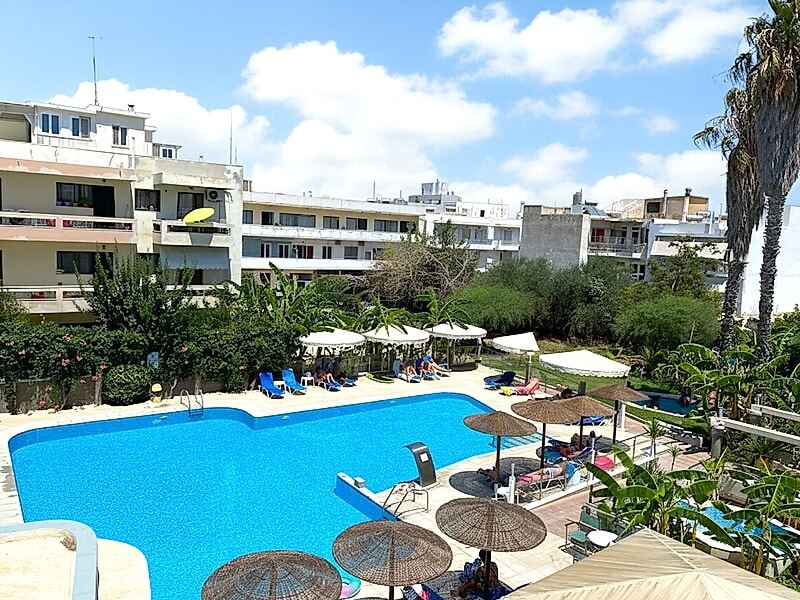 Astron Hotel