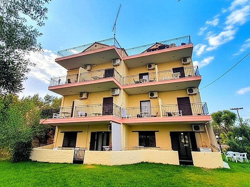 Remvi Apartments