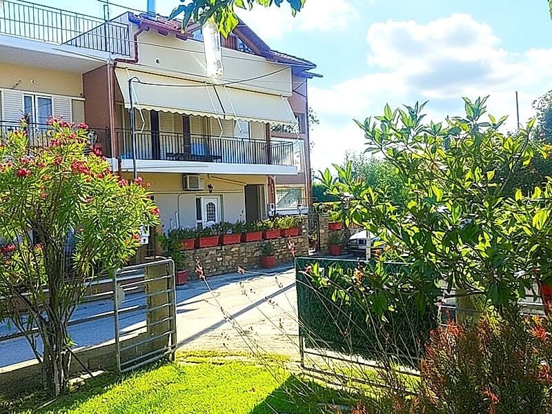 Nostos Apartments