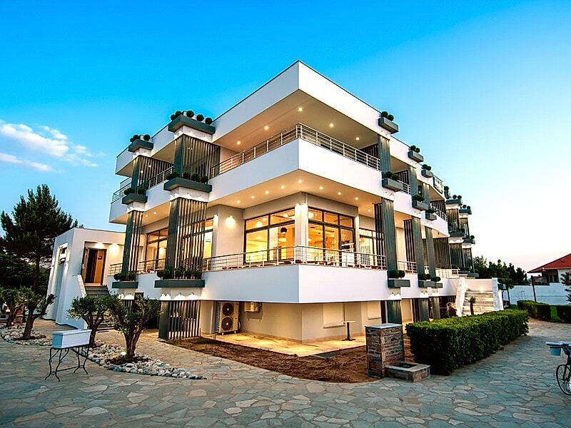 Golden Sun Hotel