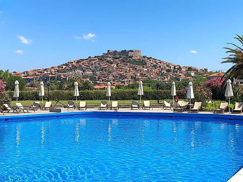 Delfinia Hotel & Bungalows