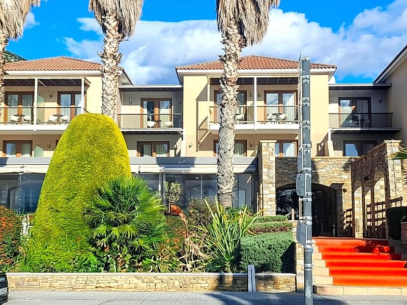Valis Resort & Spa